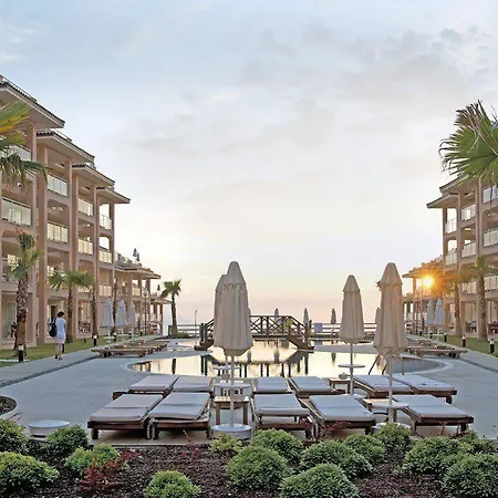 Daire Wyndham Residences, Kusadasi Golf & *
